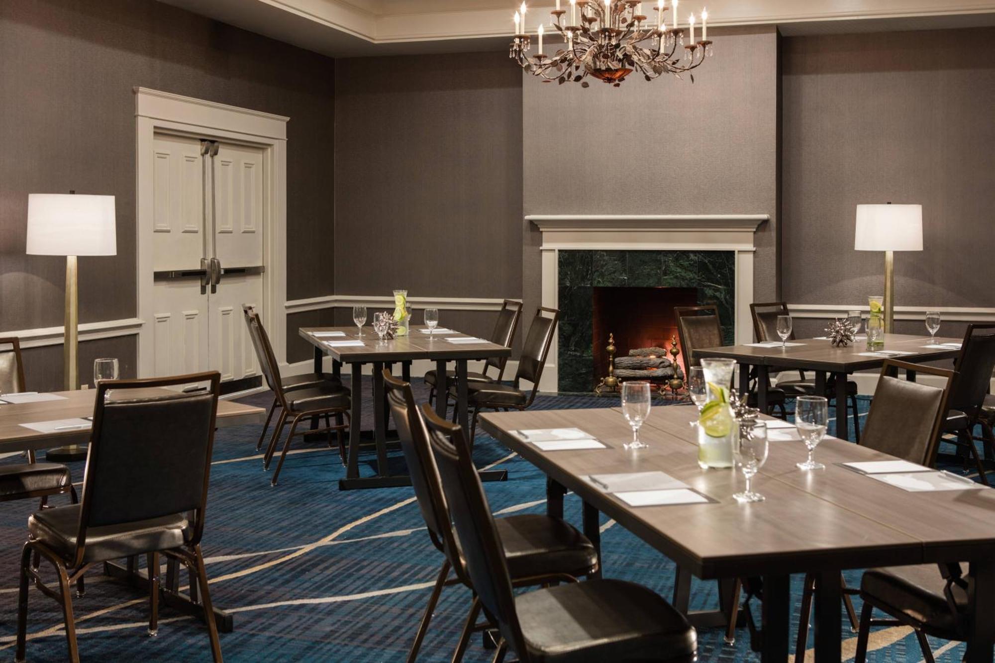Hotel Renaissance Waterford