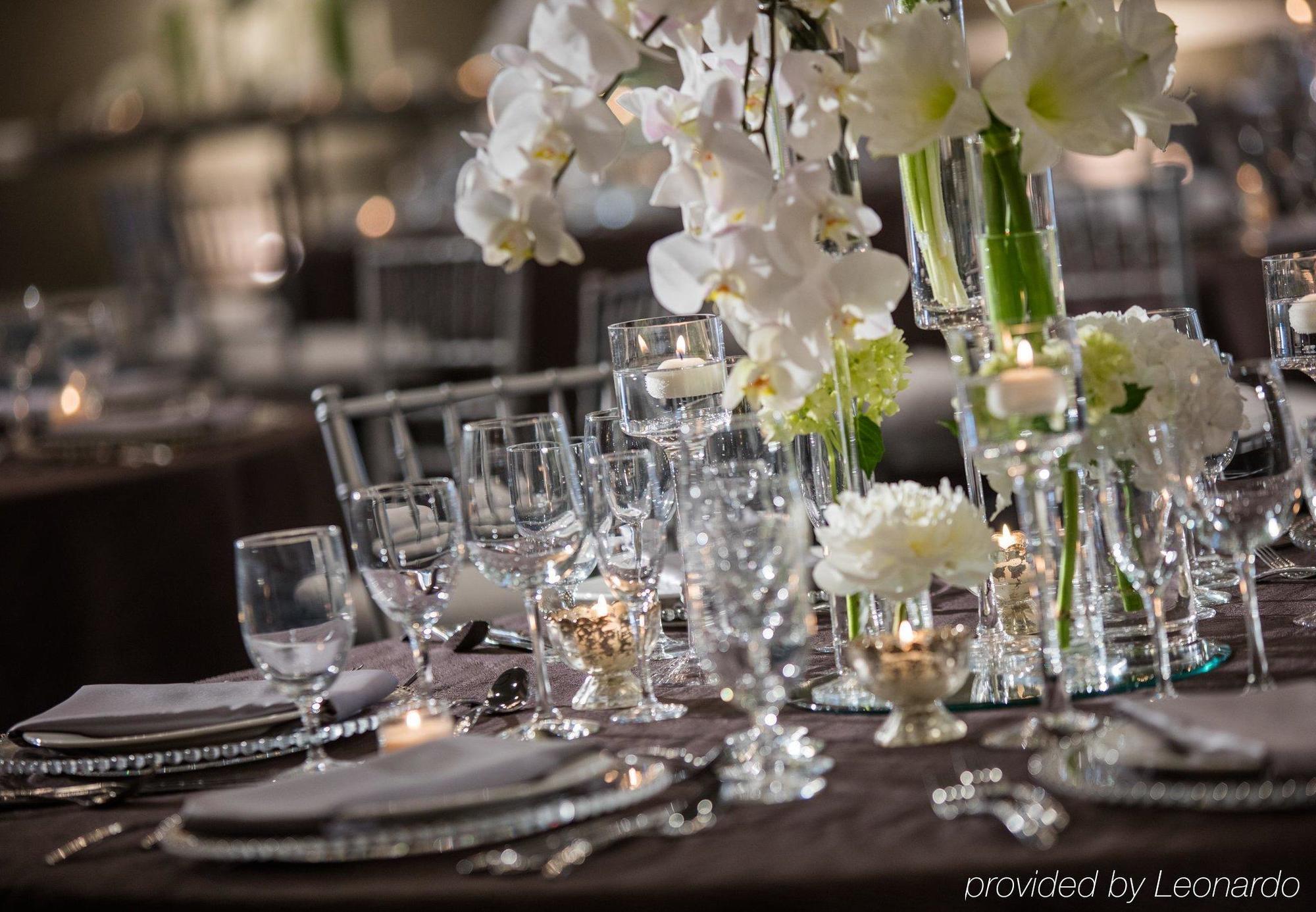 Renaissance Waterford 4*