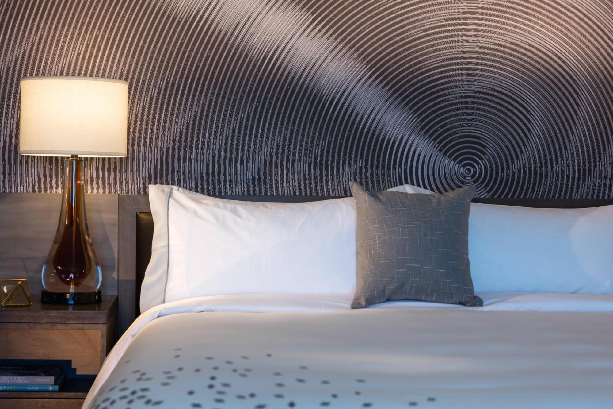 Hotel Renaissance Waterford 4*