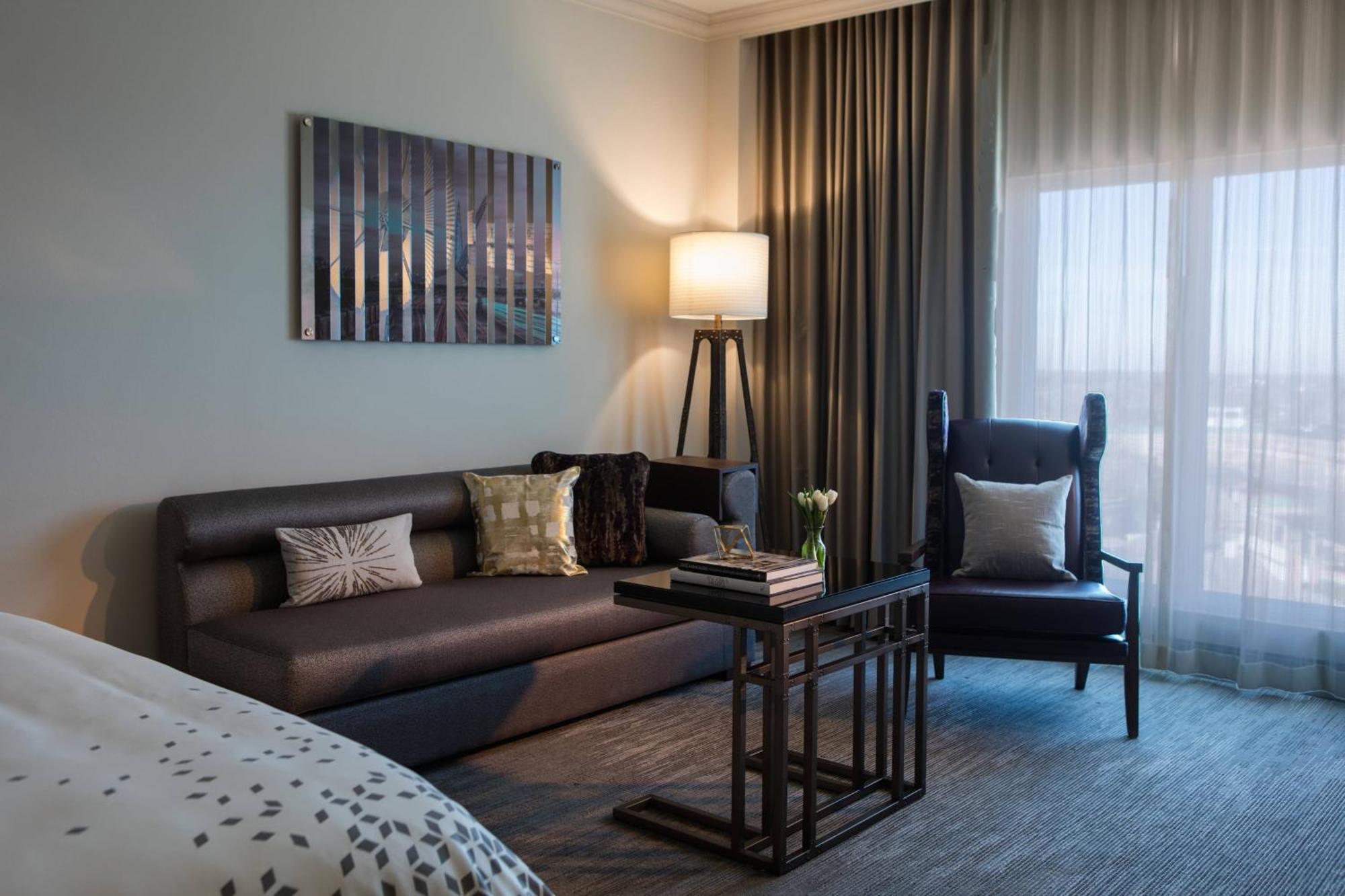 Renaissance Waterford Hotel