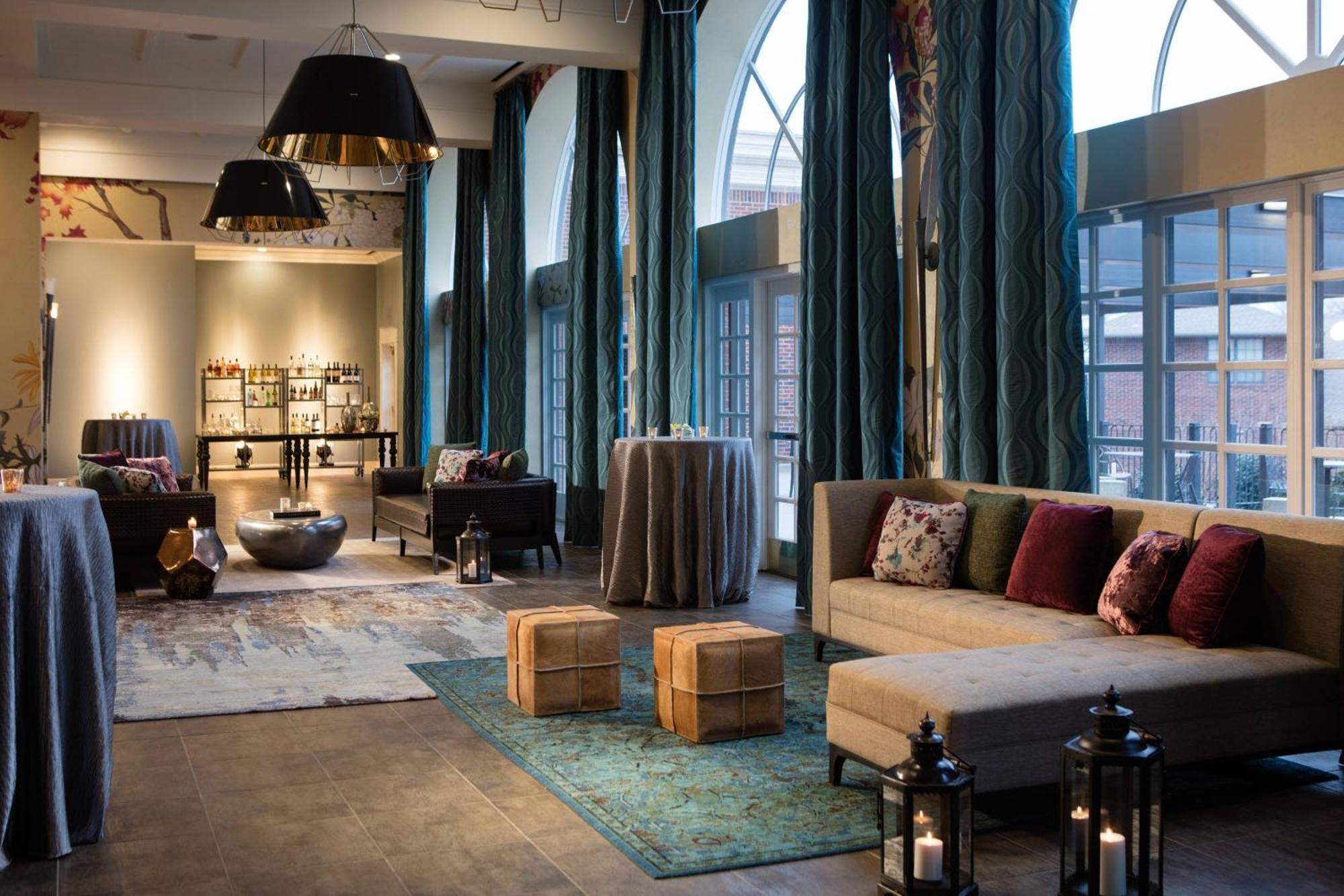 Hotel Renaissance Waterford Oklahoma City