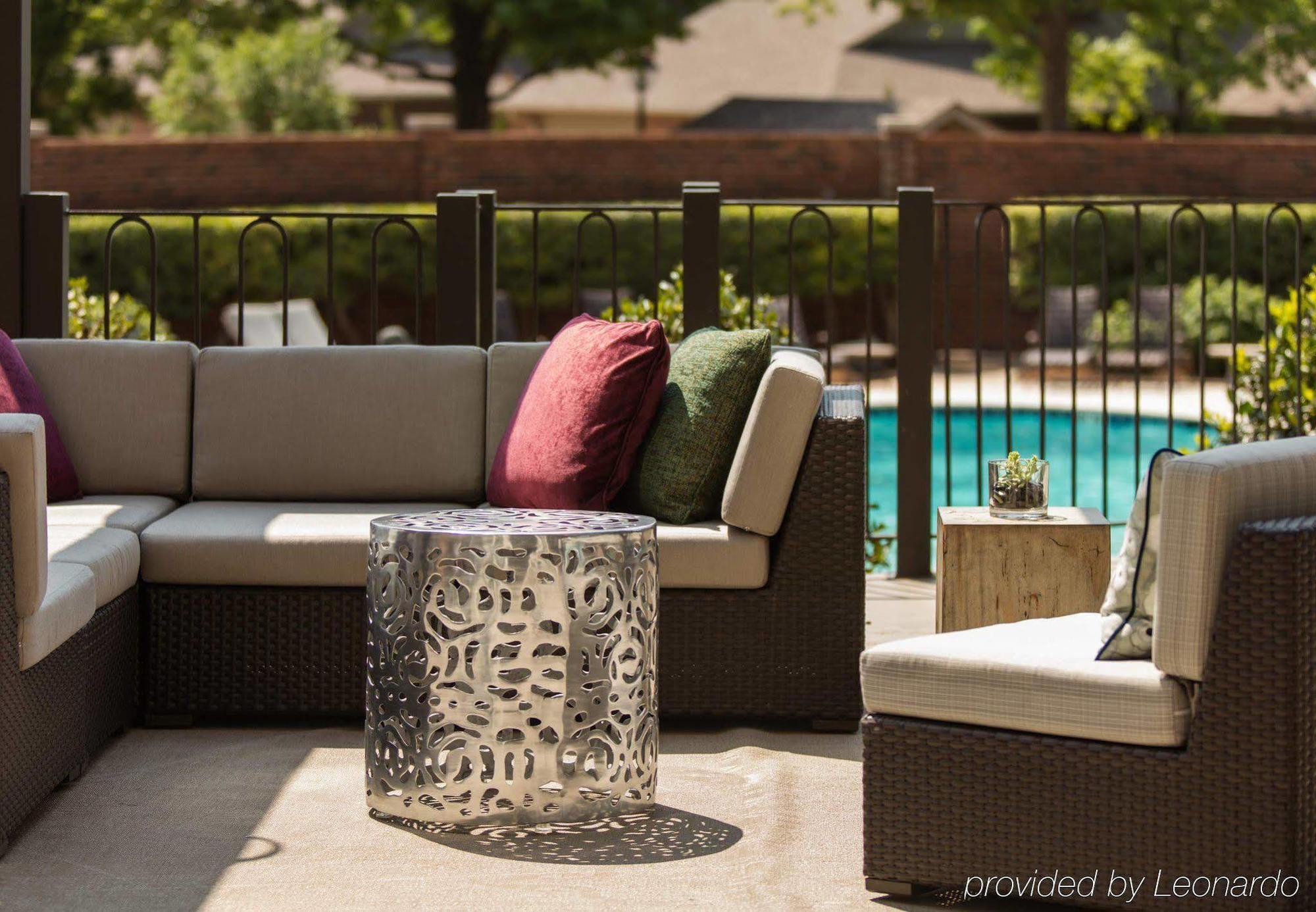 Hotel Renaissance Waterford Oklahoma City